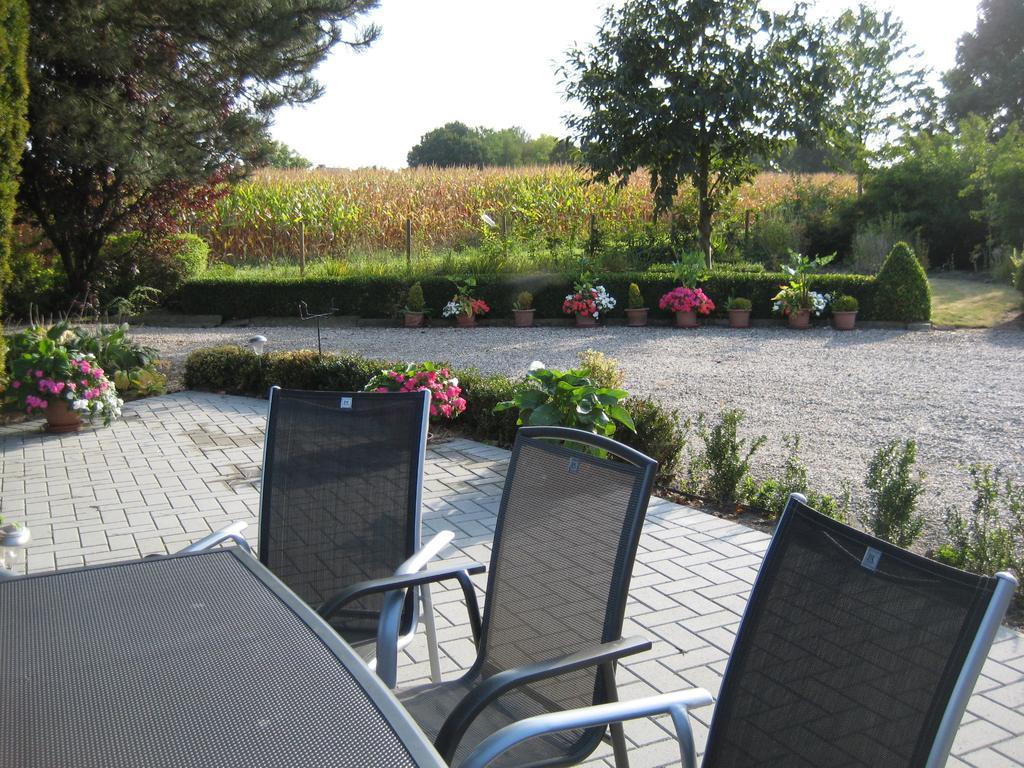 B&B Het Uilennest Bocholt エクステリア 写真