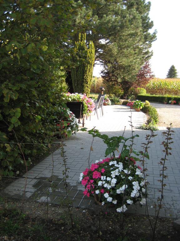 B&B Het Uilennest Bocholt エクステリア 写真